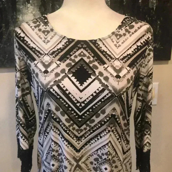 Alfani Petite Geometric Design Lace Trim Exposed Zipper Back Dress-PM - Picture 5 of 9